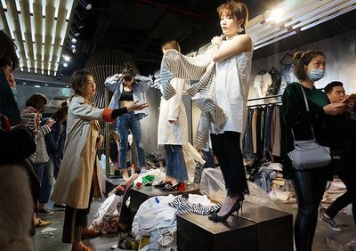 服裝批發城的明天 從杭州四季青看傳統業態的挑戰與轉型