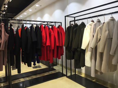 服裝店鋪業績倍增的“11項分析”——以“大衣世家”品牌折扣批發為例